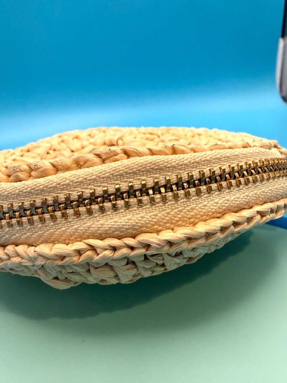 Piper K Beaded Straw Seashell Key Chain in Natural and Gold - Picture 4 of 4